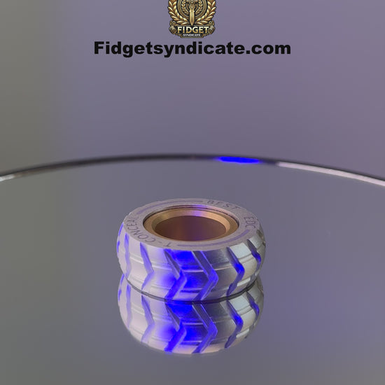 360-degree video view of the spinner, highlighting its rotation and magnetic stages.