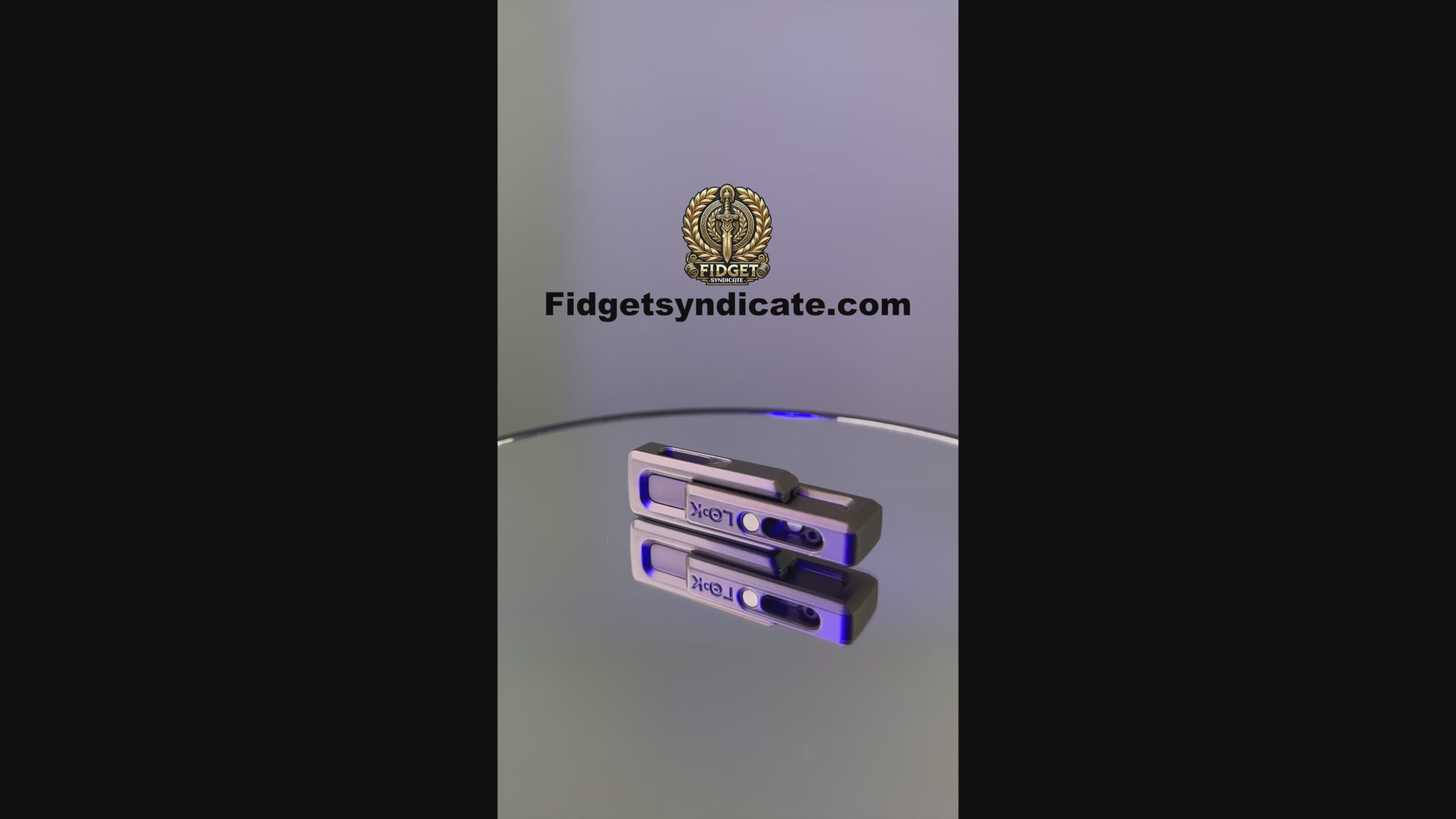 360-degree video demonstrating the smooth expansion and collapse of the xLock Tower Fidget's layers.​